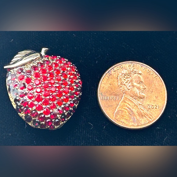 Vintage Monet Red Rhinestone Antique Gold Apple Pin Brooch Teachers Gift - Picture 9 of 15